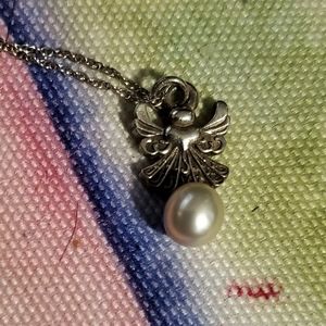Vantel Pearls Angel Necklace